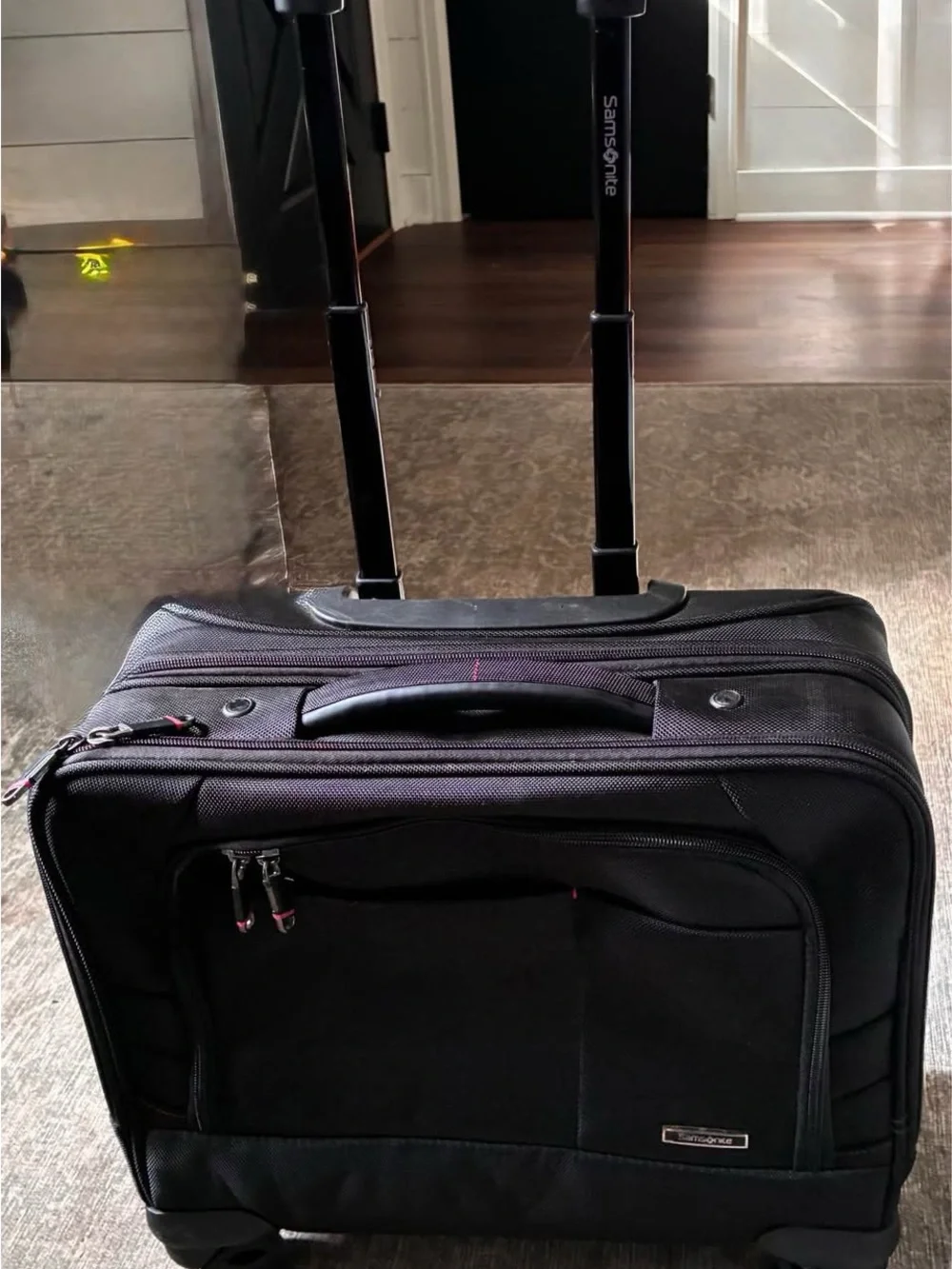 Samsonite Black Rolling Travel Briefcase with Retractable Handle